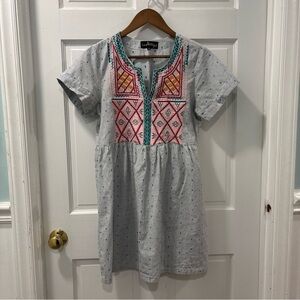 Liza Byrd Women’s Lizzie Embroidered Short Sleeve Pin Stripe Dress Sz Small EUC